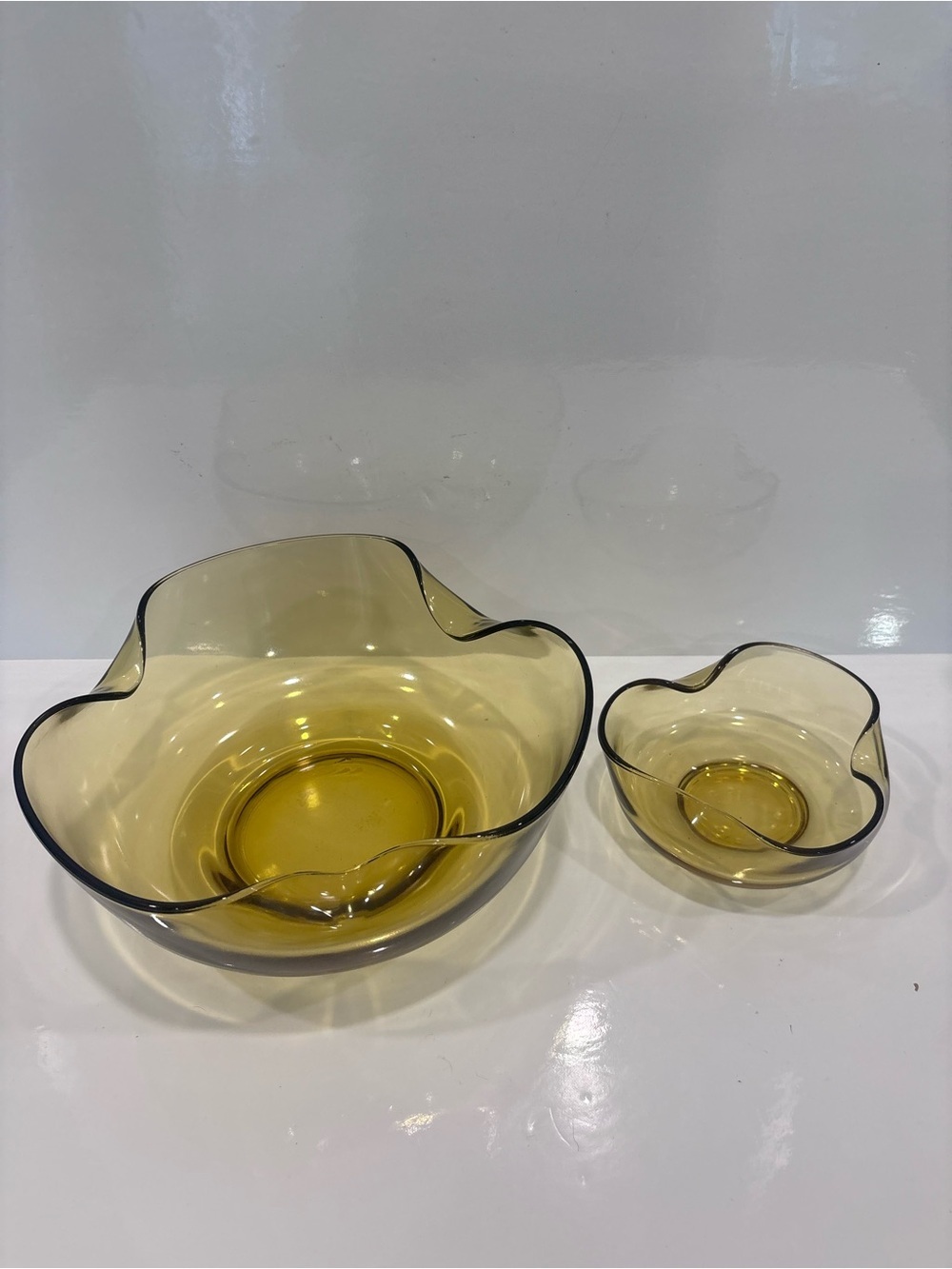 Vintage amber smoke glass ruffled serving bowl set mcm art glass wavy rim